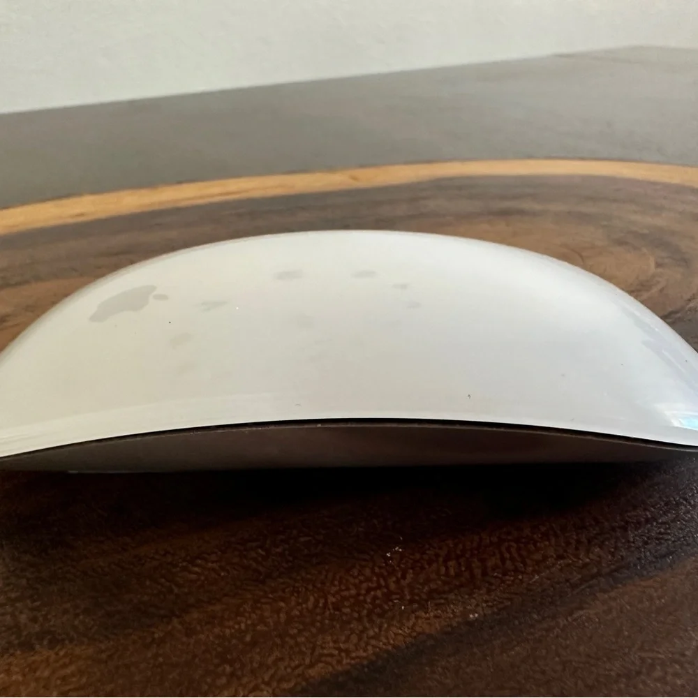 Apple Wireless Bluetooth Magic Mouse Model A1296 3Vdc